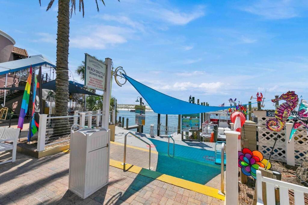Charming Holiday Isle Destin Beach Access Townhome المظهر الخارجي الصورة