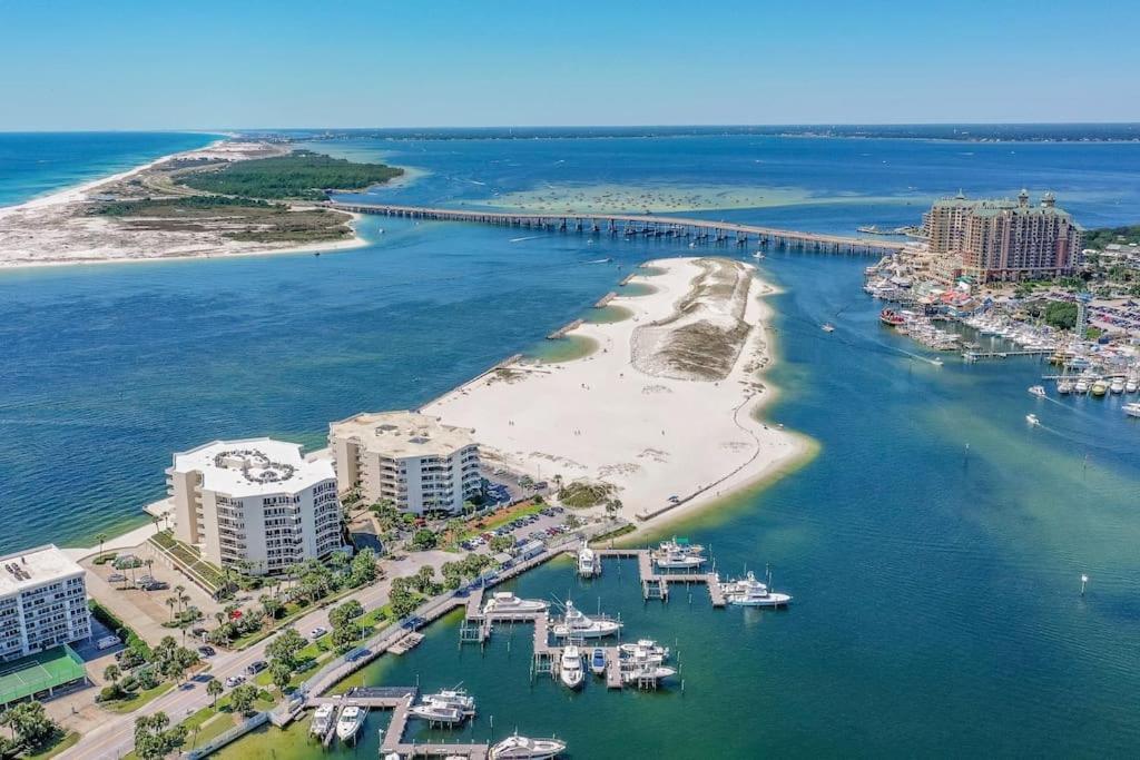 Charming Holiday Isle Destin Beach Access Townhome المظهر الخارجي الصورة