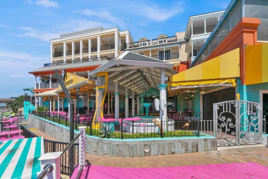 Charming Holiday Isle Destin Beach Access Townhome المظهر الخارجي الصورة