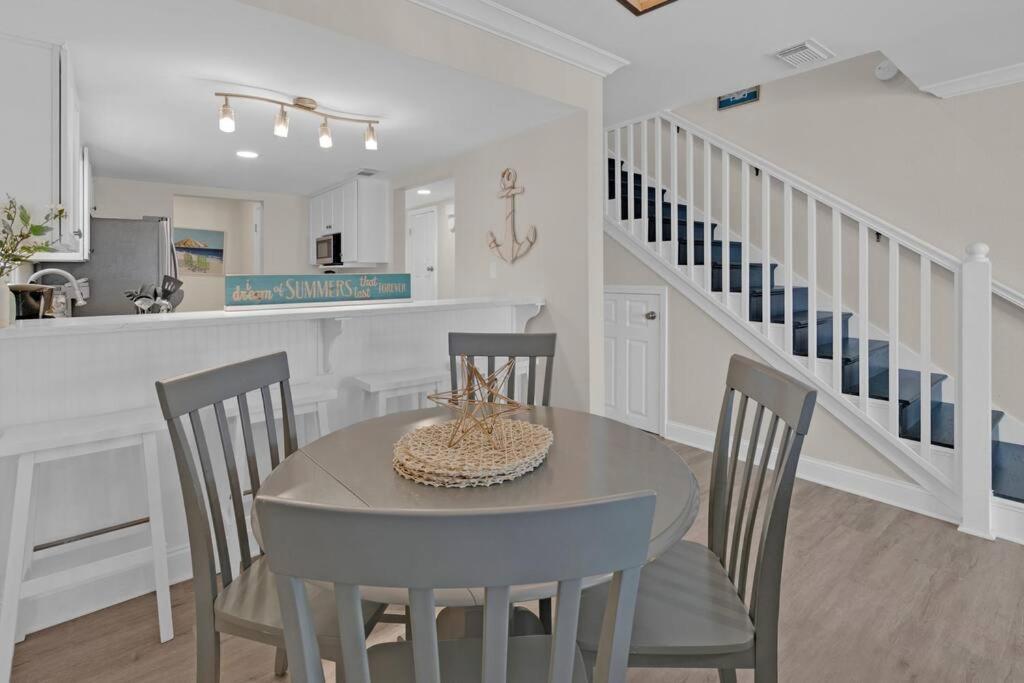 Charming Holiday Isle Destin Beach Access Townhome المظهر الخارجي الصورة